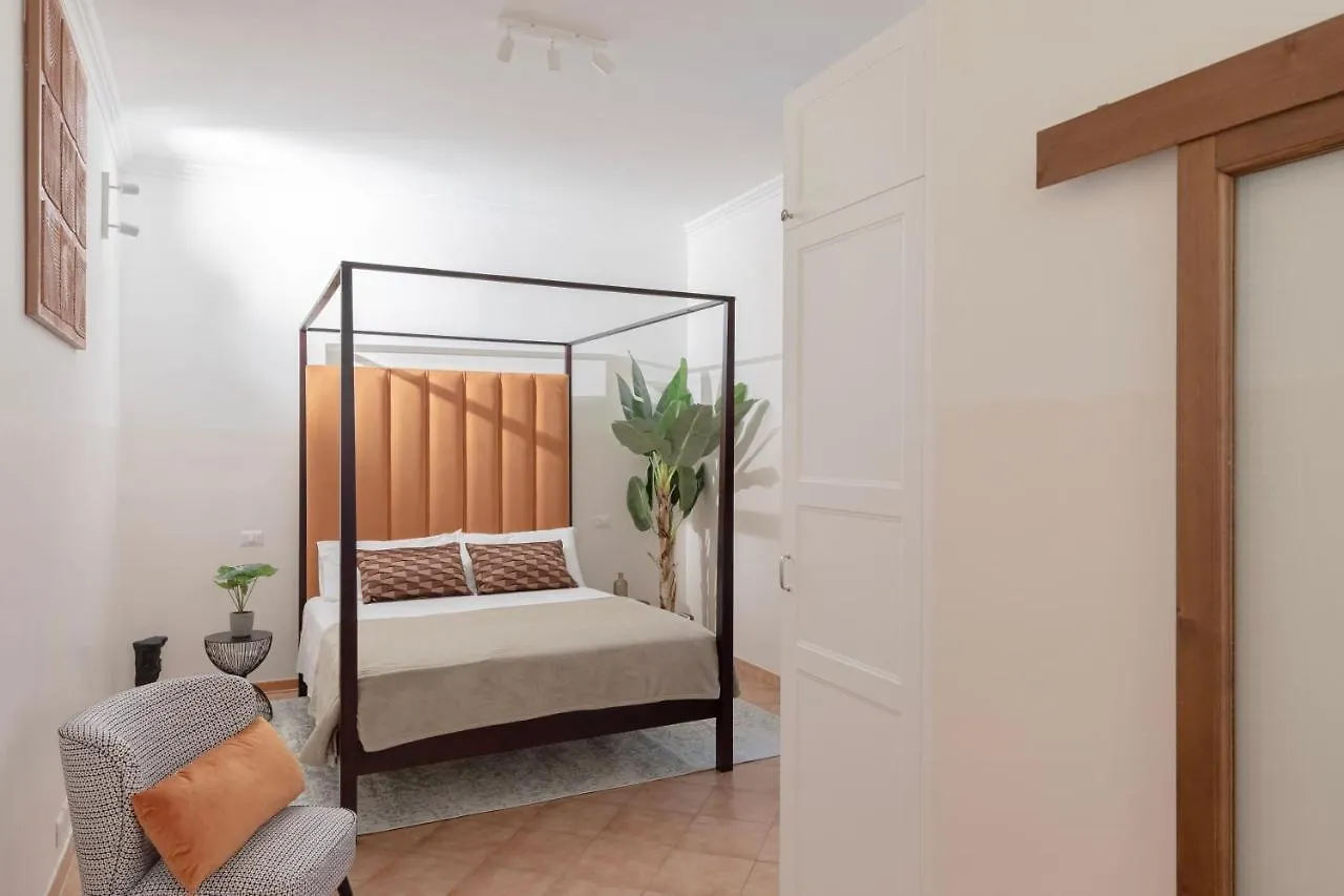 Apartment A World Aparts - 21 T. Argentina Rome Italy